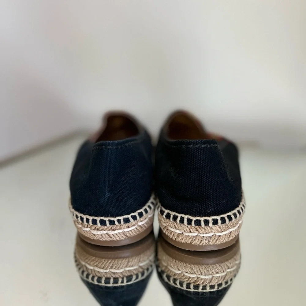 Prada excellent no